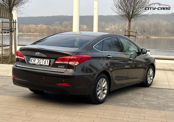 Hyundai i40 cena 57900 przebieg: 115000, rok produkcji 2018 z Stronie Śląskie małe 781